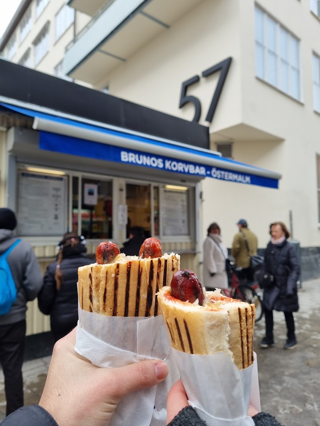 Brunos Korvbar
